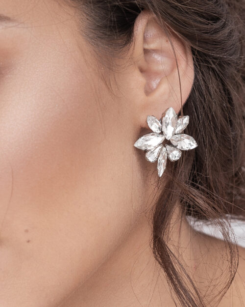 Дамски обеци изработени със стъклени камъни "GLOW" - щифтвинт, сребрист