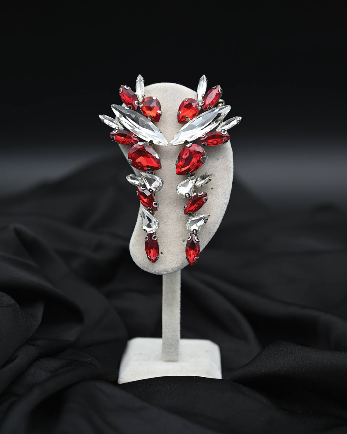 Висящи дълги обеци за бал "GLAMORATTI" ръчна изработка